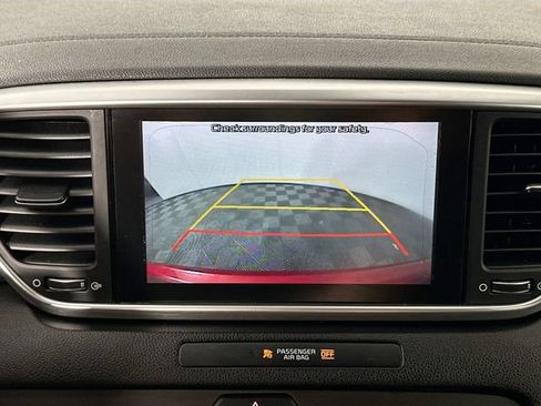 Used 2020 Kia Sportage LX w/ LX Popular Package AWD/4WD image 12