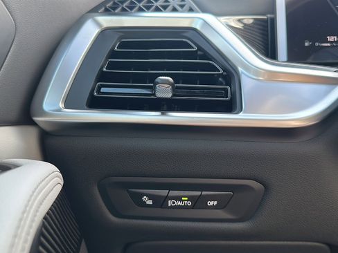 New 2026 BMW X5 M60i image 26