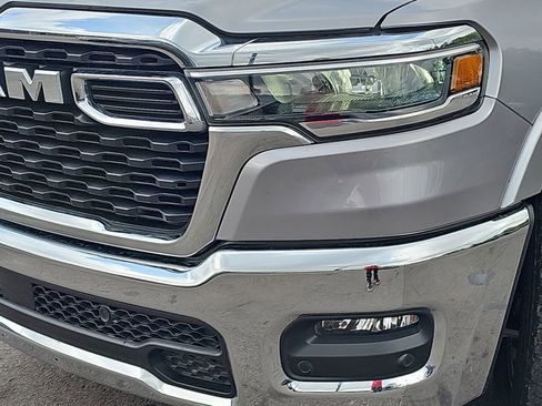 Used 2025 RAM 1500 Big Horn AWD/4WD image 34