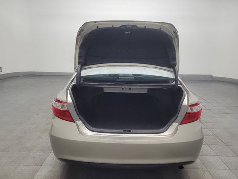 Used 2017 Toyota Camry LE FWD image 29