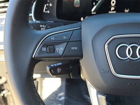 Certified 2025 Audi Q8 Premium Plus image 20