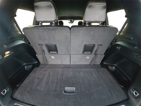 Used 2021 Jeep Grand Cherokee L Laredo image 13