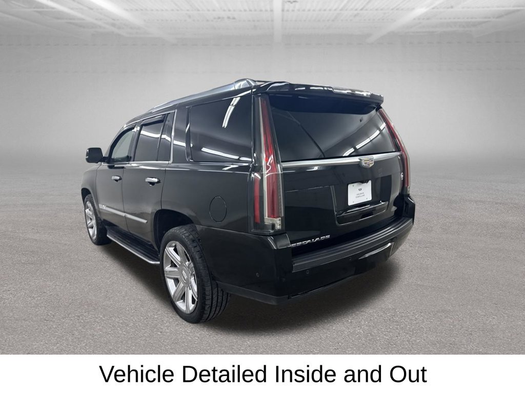 Used 2017 Cadillac Escalade Premium Luxury AWD/4WD image 9