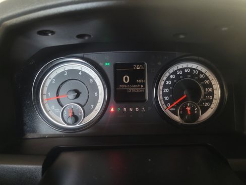 Used 2018 RAM 1500 Tradesman RWD image 23