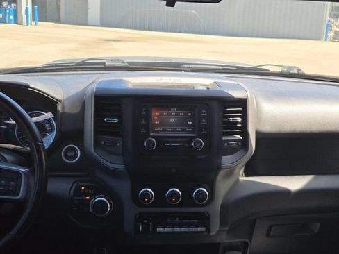 Used 2021 RAM 2500 Tradesman w/ Chrome Appearance Group AWD/4WD image 17