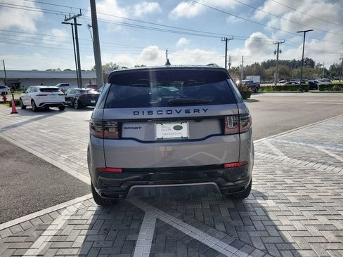New 2025 Land Rover Discovery Sport Dynamic SE AWD/4WD image 4