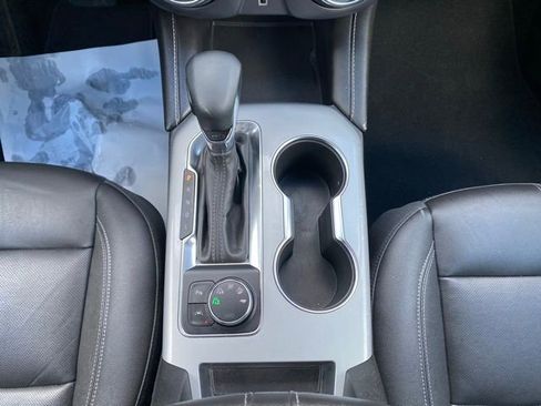 Used 2023 Chevrolet Blazer LT image 41