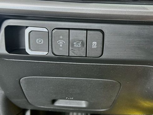 Used 2026 Hyundai Santa Fe SEL FWD image 17