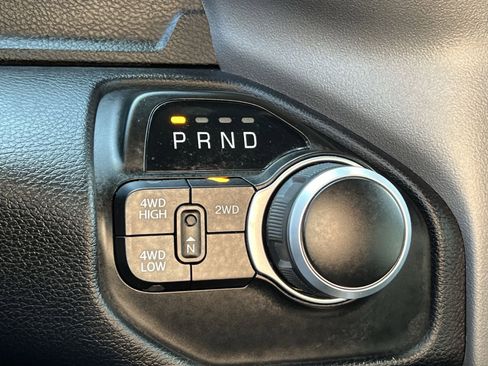 Used 2022 RAM 2500 Big Horn w/ Level C Equiment Group image 21