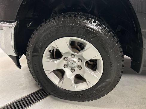 Used 2021 RAM 1500 Tradesman AWD/4WD image 9