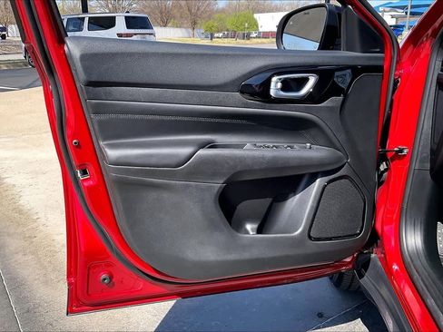 New 2026 Jeep Compass Latitude AWD/4WD image 10