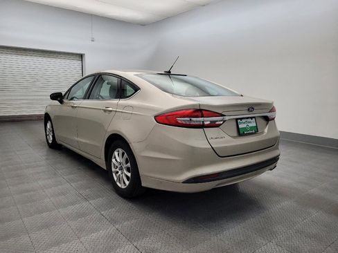 Used 2017 Ford Fusion S image 5