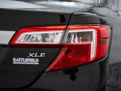 Used 2013 Toyota Camry XLE FWD image 8