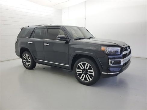 Used 2022 Toyota 4Runner Limited w/ Wilderness Package (TMS) image 4