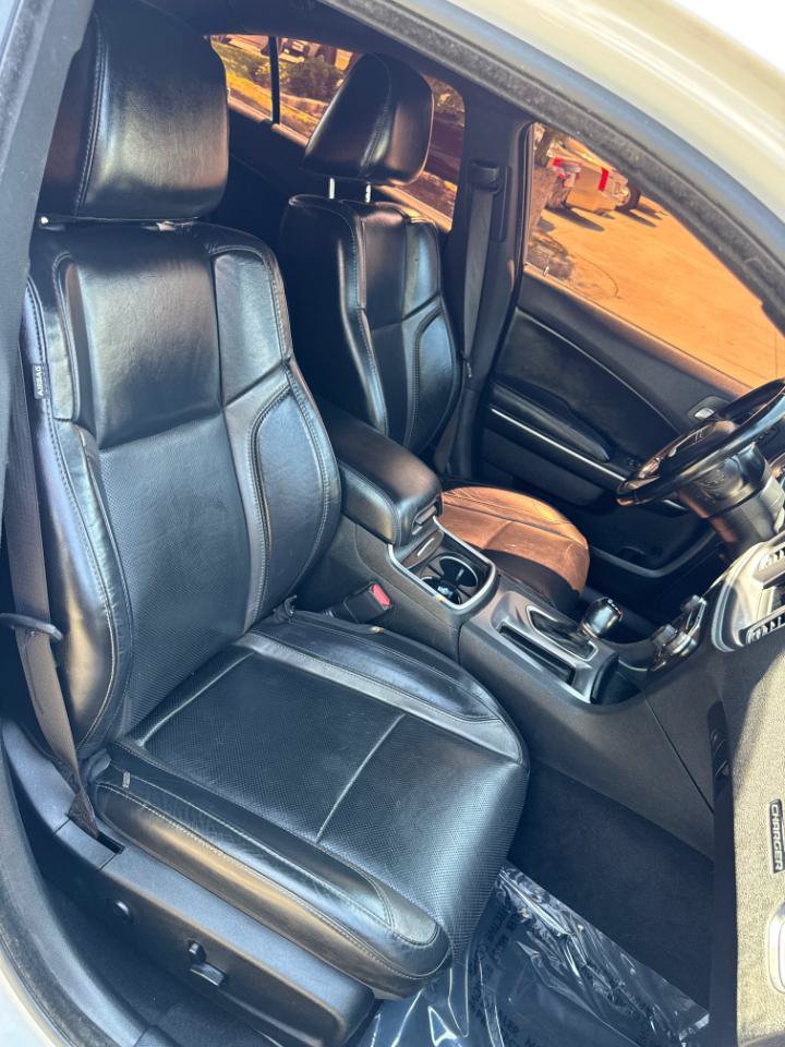 Used 2020 Dodge Charger SXT w/ Leather Interior Group RWD image 21