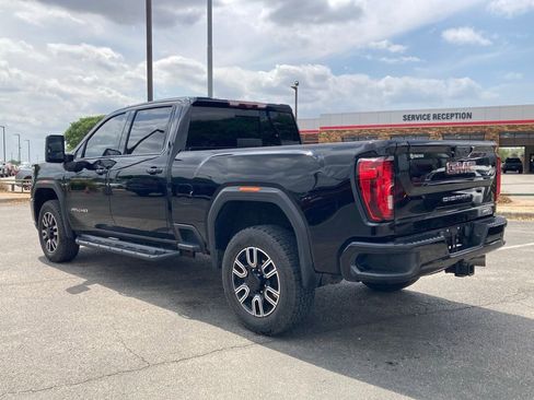Used 2020 GMC Sierra 2500 AT4 w/ AT4 Premium Package image 7