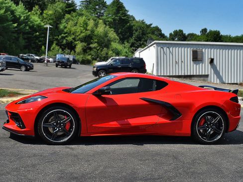 Used 2021 Chevrolet Corvette Stingray Premium Cpe w/ Z51 Performance Package RWD image 6
