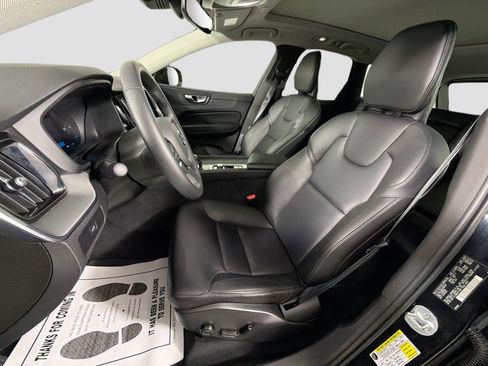 Certified 2023 Volvo XC60 B5 Core w/ Climate Package image 22