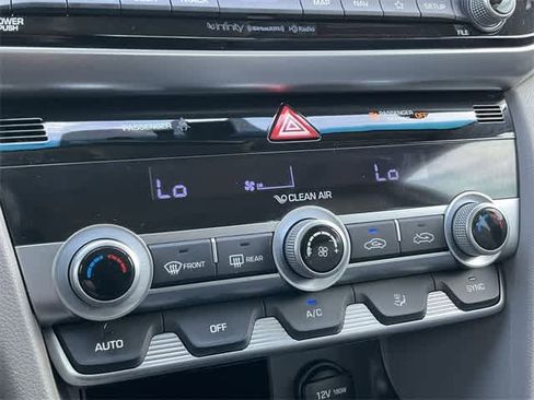 Used 2020 Hyundai Elantra Limited w/ Ultimate Package 03 image 24