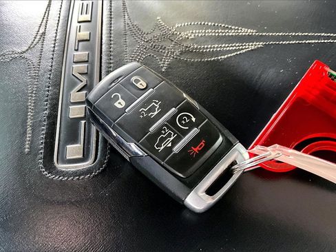 Used 2021 RAM 1500 Limited image 32