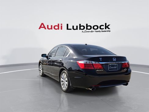 Used 2014 Honda Accord Touring image 7