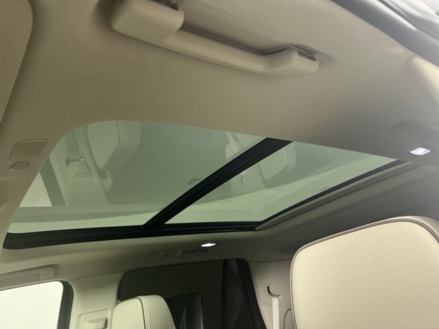 Used 2023 GMC Yukon Denali AWD/4WD image 19