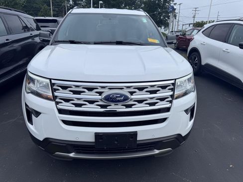 Used 2019 Ford Explorer XLT w/ Equipment Group 202A AWD/4WD image 2