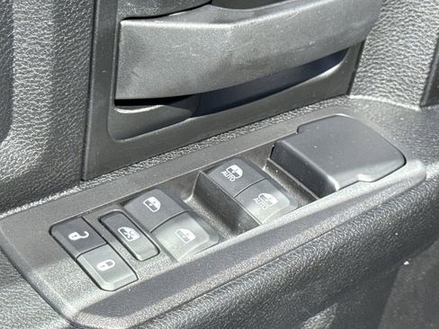 Used 2025 RAM 3500 Tradesman w/ Chrome Appearance Group image 13