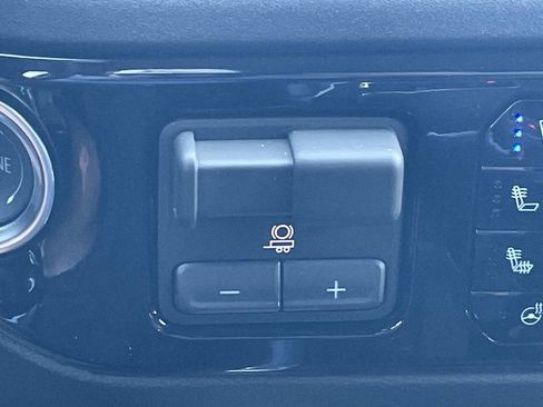New 2026 Chevrolet Silverado 1500 High Country AWD/4WD image 25
