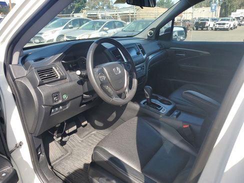 Used 2018 Honda Ridgeline RTL image 12