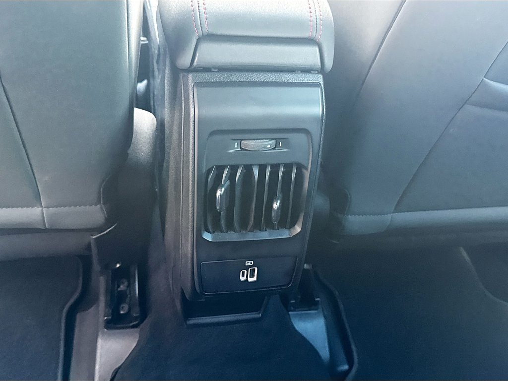 Used 2024 Dodge Hornet R/T AWD/4WD image 30