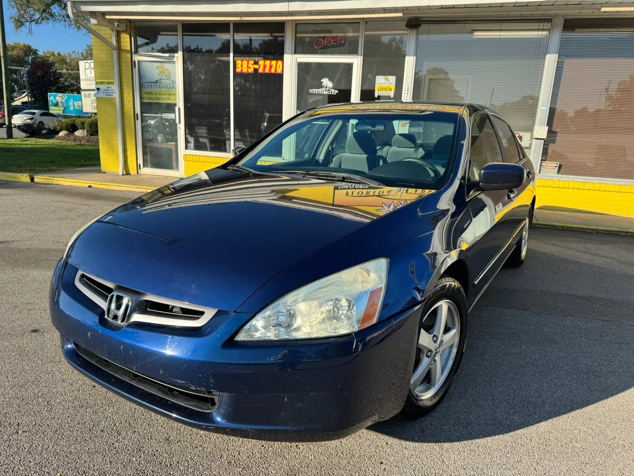Used 2005 Honda Accord EX image 2