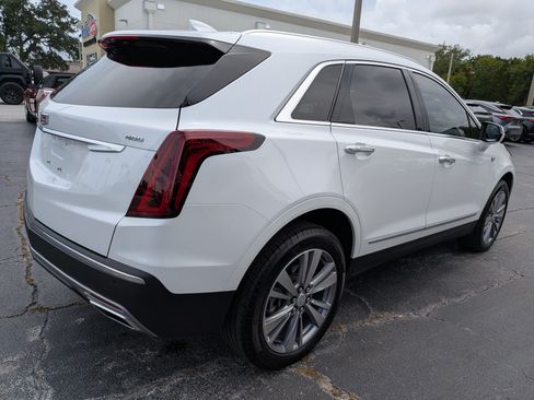 Certified 2024 Cadillac XT5 Premium Luxury FWD image 4