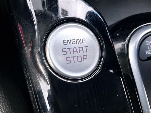 Used 2024 Kia Soul GT-Line w/ Option Group 020 FWD image 31