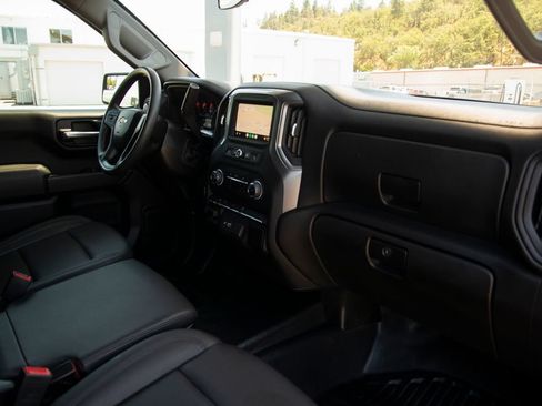 Used 2026 Chevrolet Silverado 1500 W/T w/ WT Value Package AWD/4WD image 18