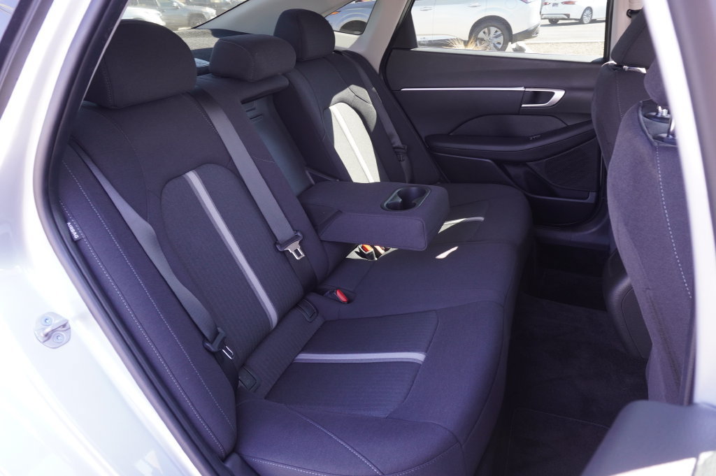 Used 2025 Hyundai Sonata SEL AWD/4WD image 9