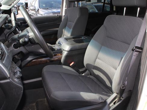 Used 2017 Chevrolet Tahoe LS AWD/4WD image 16
