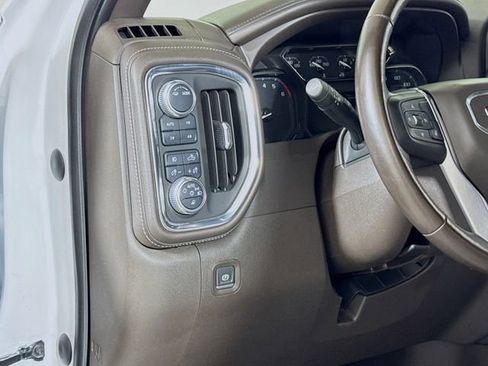 Used 2021 GMC Sierra 1500 SLT AWD/4WD image 8