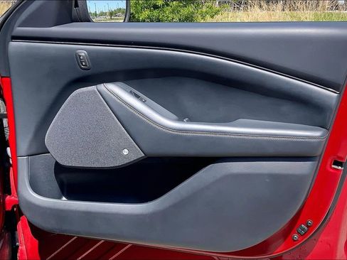 Used 2021 Ford Mustang Mach-E Premium RWD image 23