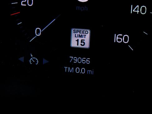 Used 2021 Volvo XC40 T4 Momentum FWD image 26