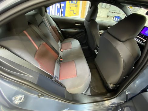 Used 2025 Toyota Corolla SE image 27