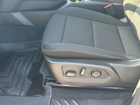 Used 2025 GMC Canyon Elevation w/ Convenience Package image 11