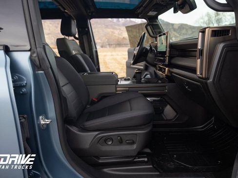 Used 2024 GMC Hummer EV 3X w/ Omega Edition image 16