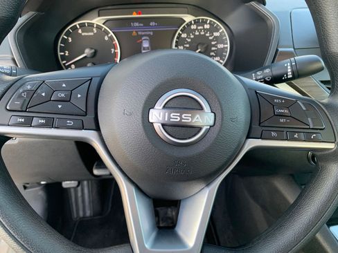 Used 2025 Nissan Altima 2.5 SV image 29