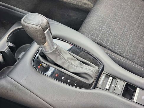 Certified 2023 Honda HR-V LX image 20