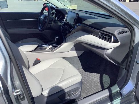 Used 2023 Toyota Camry XLE image 34