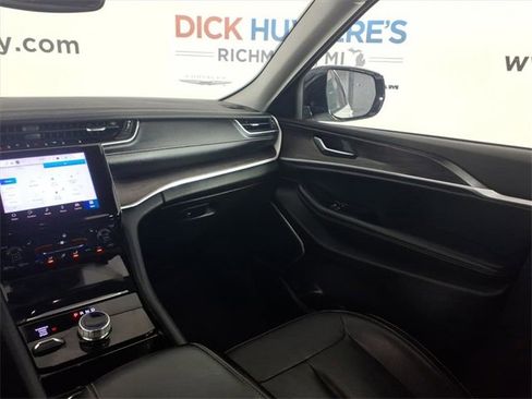 Used 2021 Jeep Grand Cherokee L Limited image 14