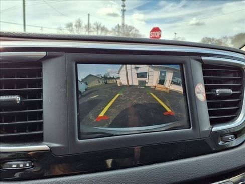 Used 2023 Chrysler Voyager LX FWD image 20