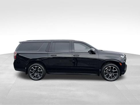 Used 2023 Chevrolet Suburban RST AWD/4WD image 27