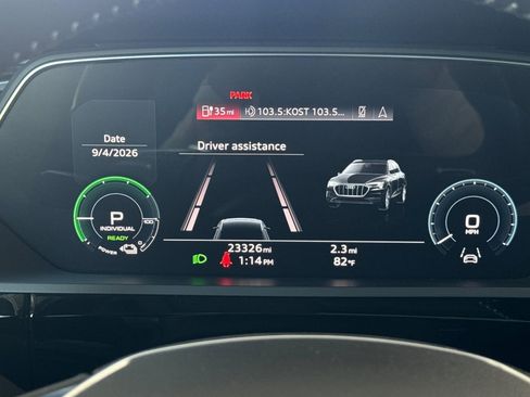 Used 2021 Audi e-tron Premium w/ Convenience Plus Package AWD/4WD image 22